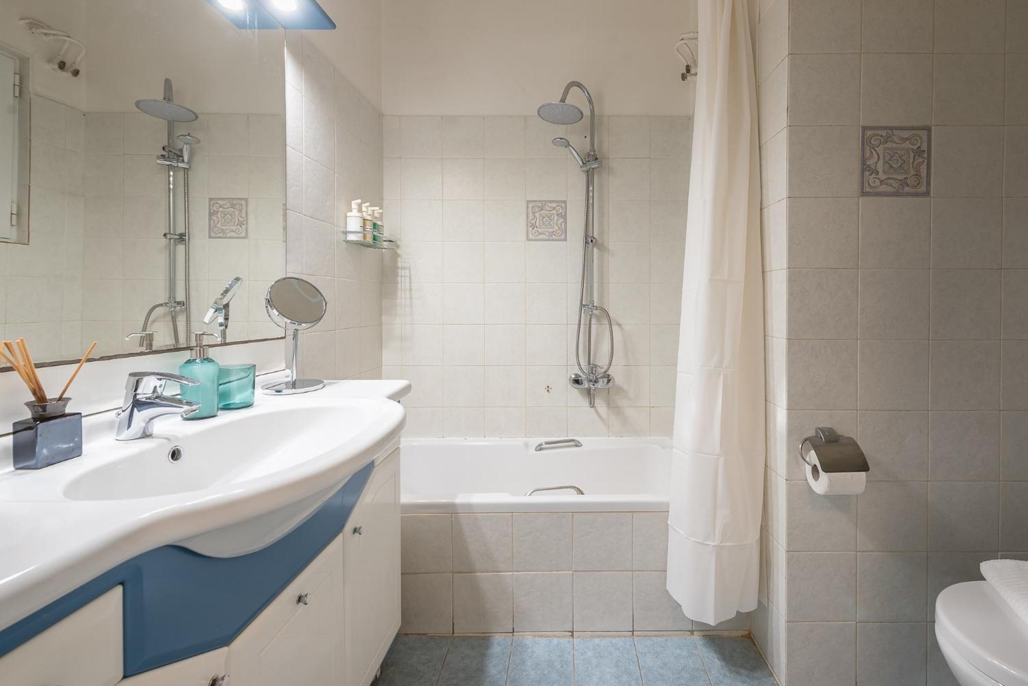 אתונה Spacious 2Bds Apt With Acropolis View In Center מראה חיצוני תמונה
